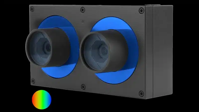 این دوربین‌ها به دو یا چند لنز مجهز هستند و هر لنز دارای حسگر تصویر جداگانه‌ای است که کمک می‌کند تا دید دو چشمی انسان شبیه‌سازی شود.