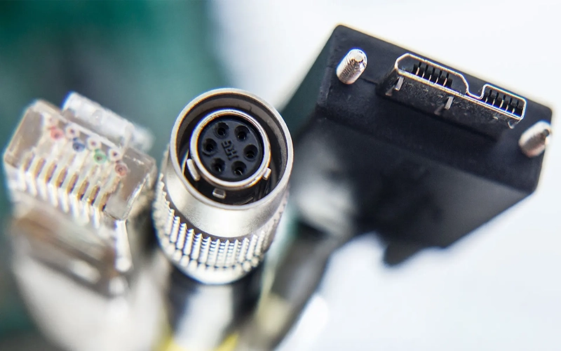 مقایسه رابط های بینایی ماشین